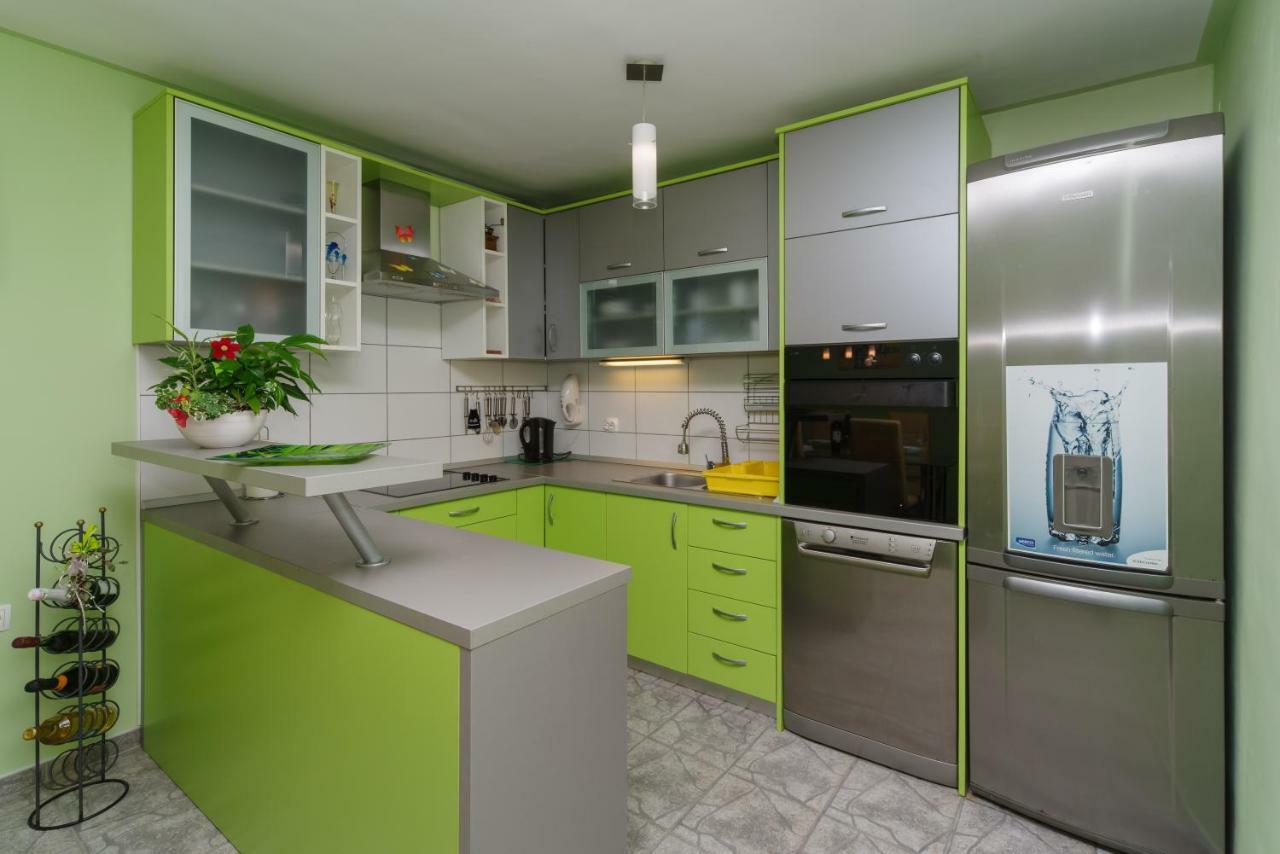 Apartment Sarar ツリクヴェニツァ エクステリア 写真